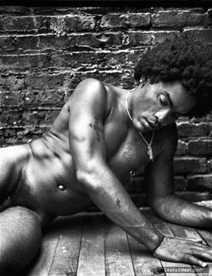 Lenny Kravitz naked