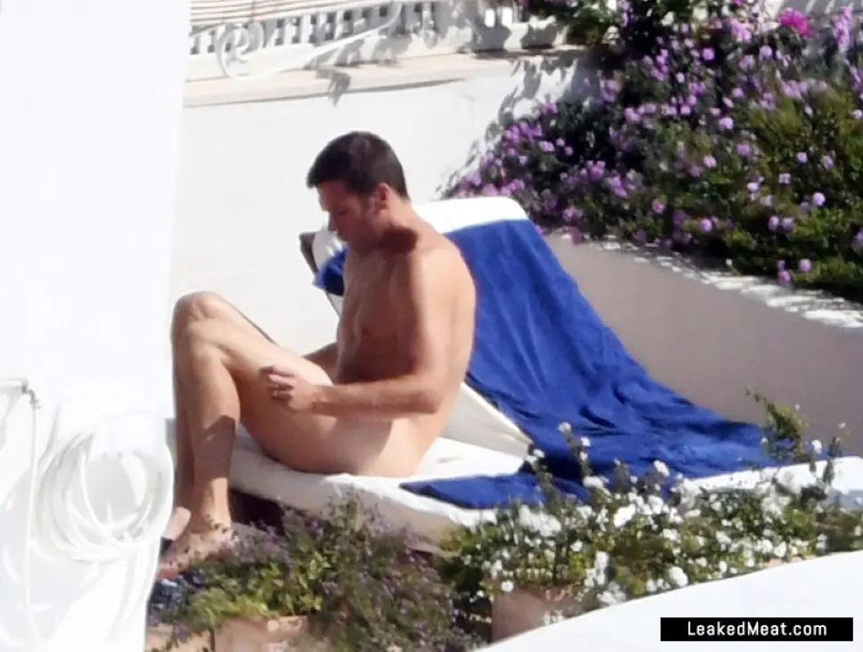 Tom Brady naked photo