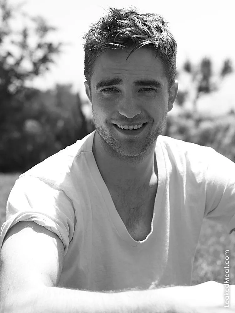 Robert Pattinson | LeakedMeat 2
