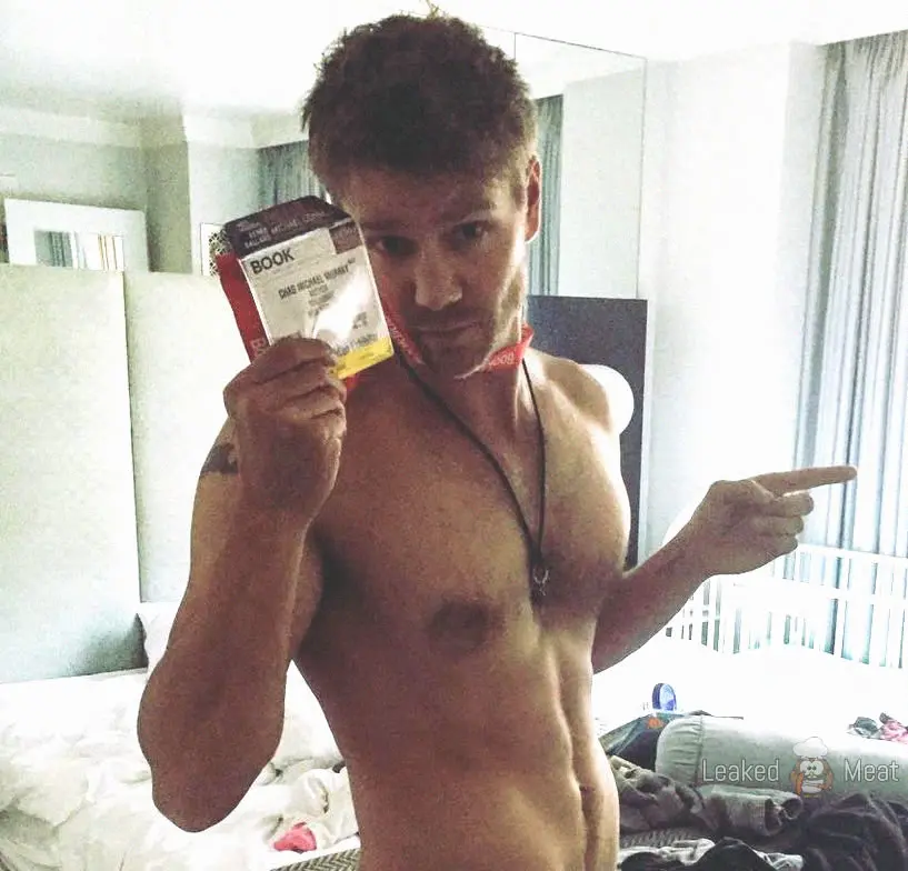 Chad Michael Murray shirtless selfie * Leaked Meat 