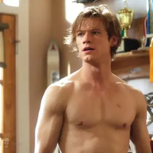 Lucas Till Sexy Pictures & Delicious Body On Display